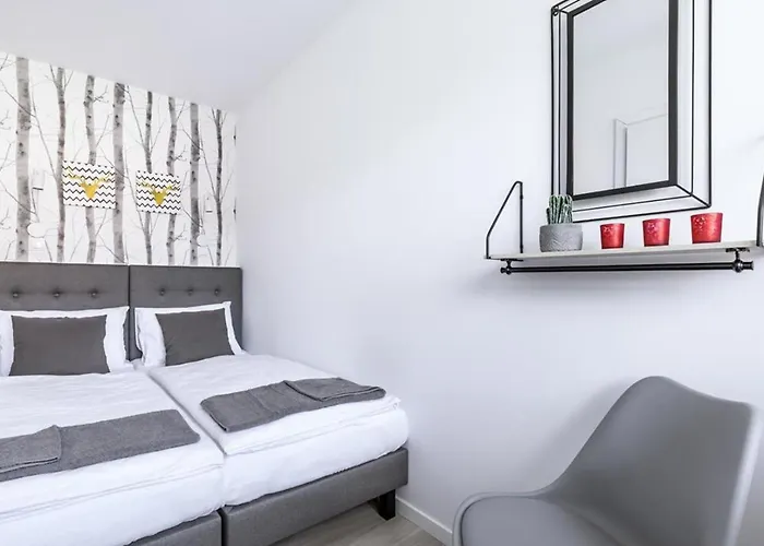 Apartament Konopnickiej 11/8 *